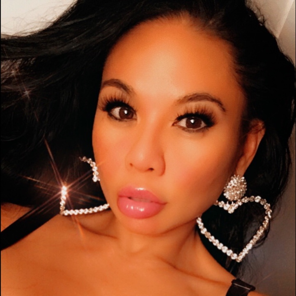 Unbranded Heart Earrings